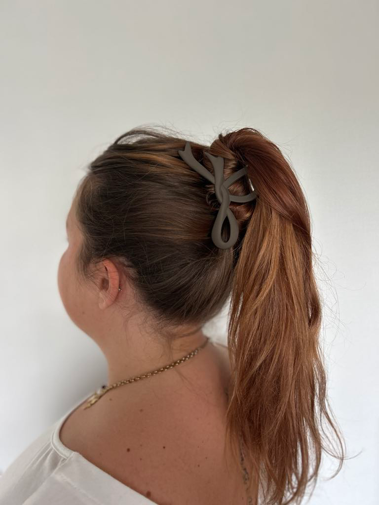 Pince à cheveux ava
